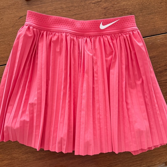 Nike Dresses & Skirts - Nike Pink Pleated Skort